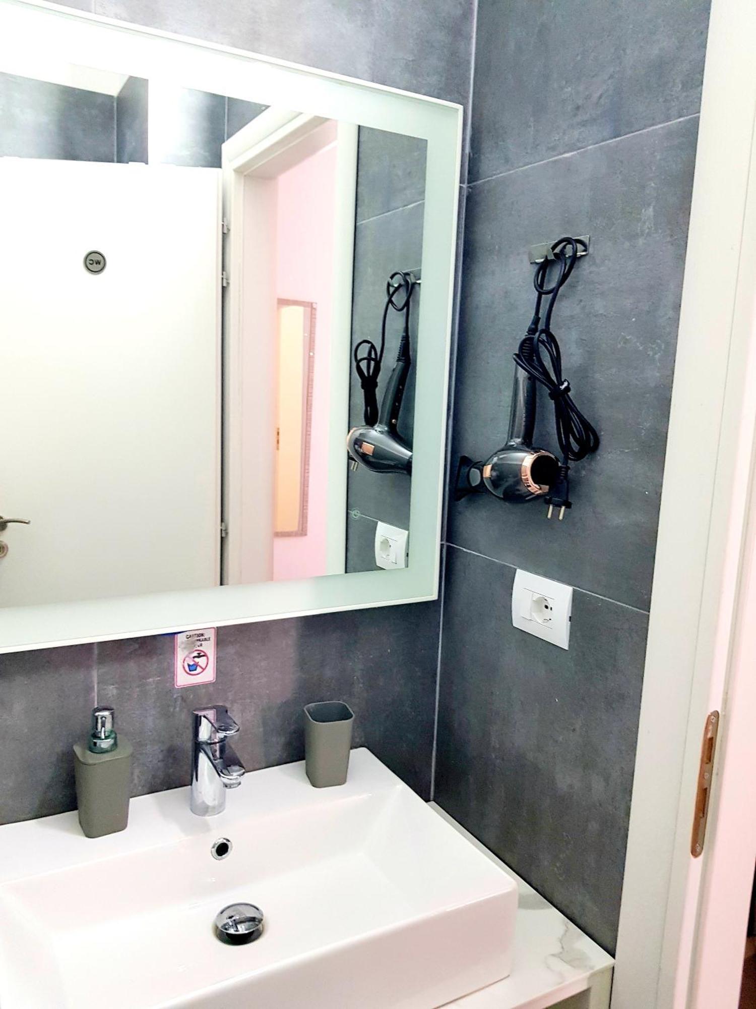Bindi Apartment Химара Экстерьер фото